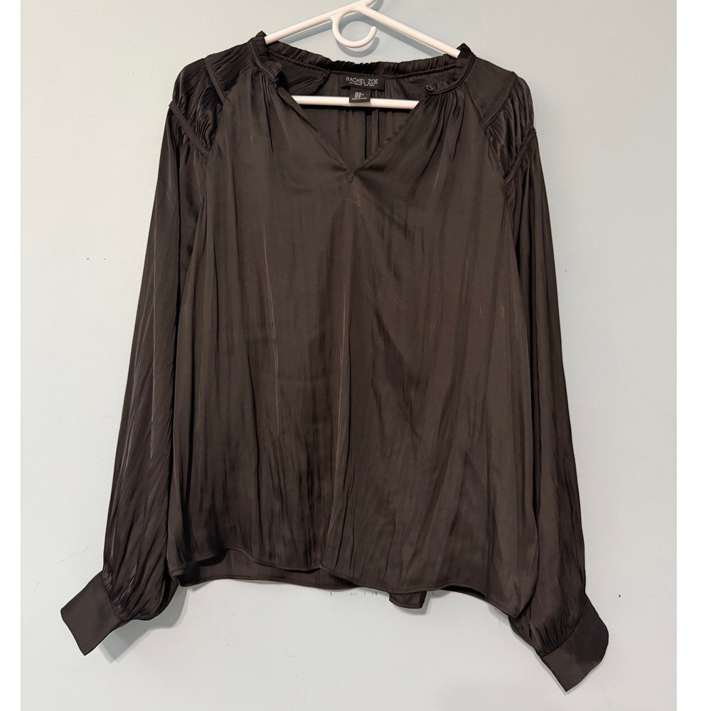 Rachel Zoe Women's M Black Long Sleeve Pleated Yoke V-Neck Blouse 2156